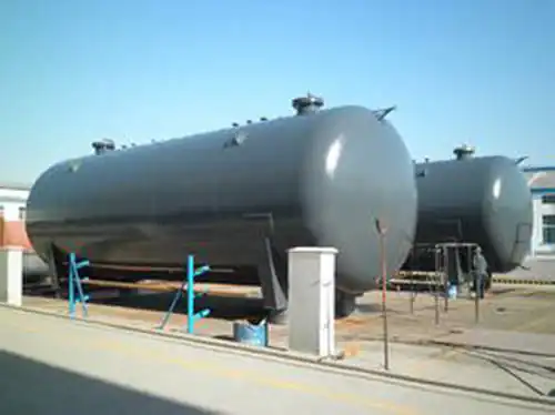 Provide high-grade pressure vessels, extra-large/thick/heavy tube sheets, and other products for industries such as chemical, food, and pulp & paper.-532